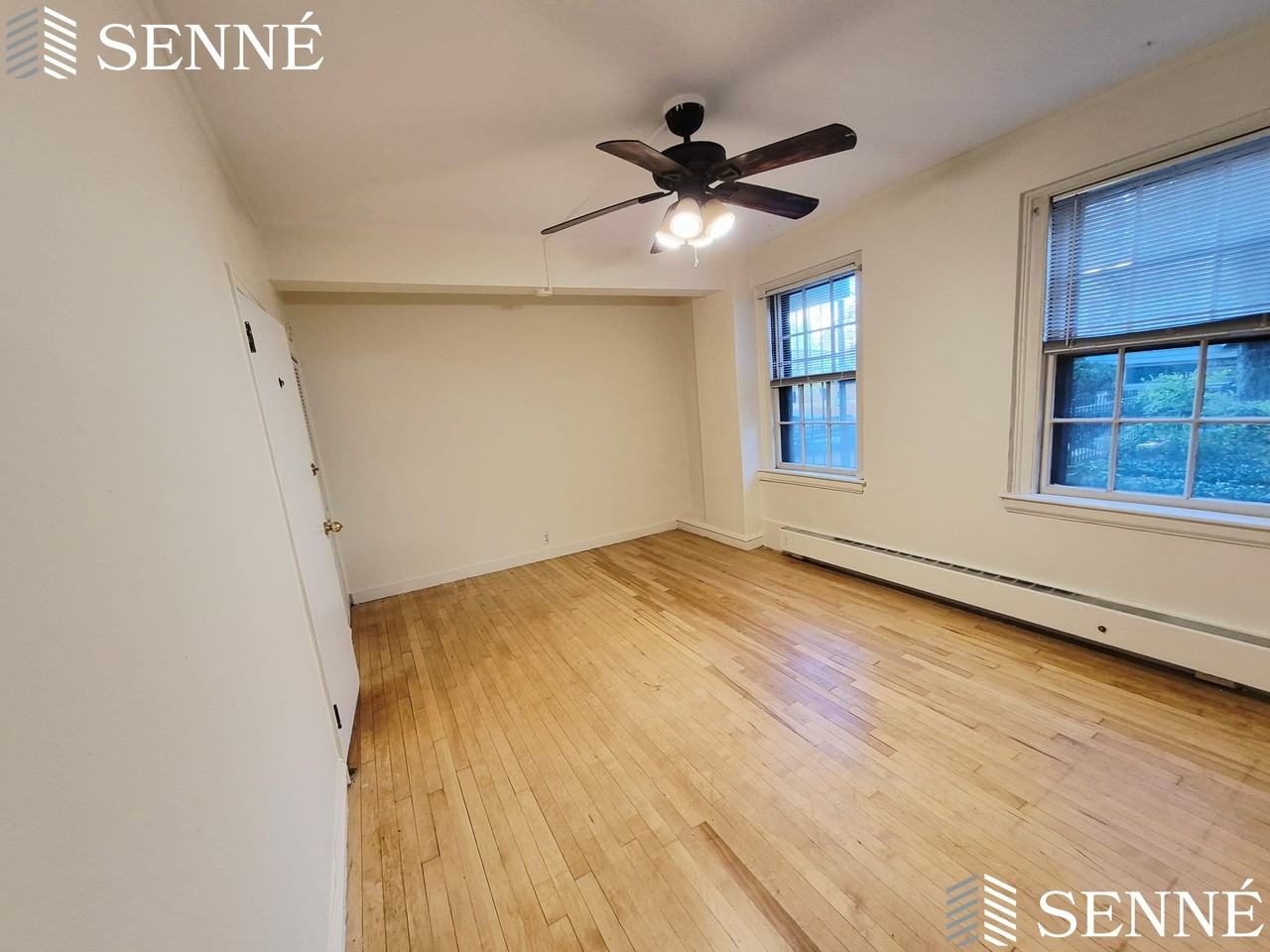 988 Memorial Dr - Photo 7 of 11