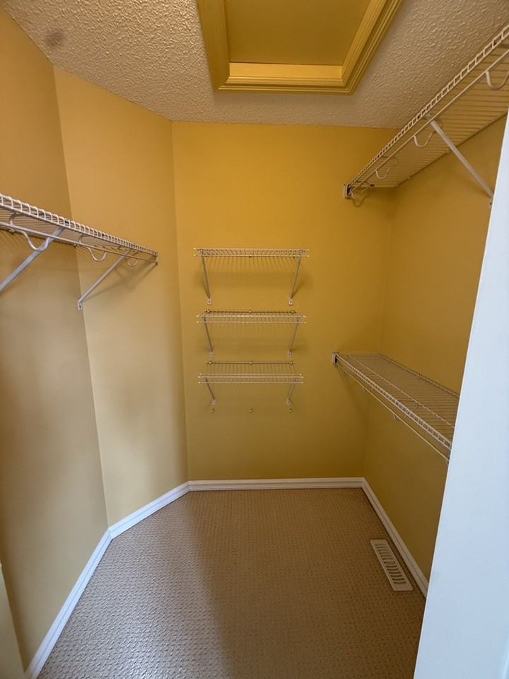 1433 Hodgson Way Nw - Photo 4 of 32
