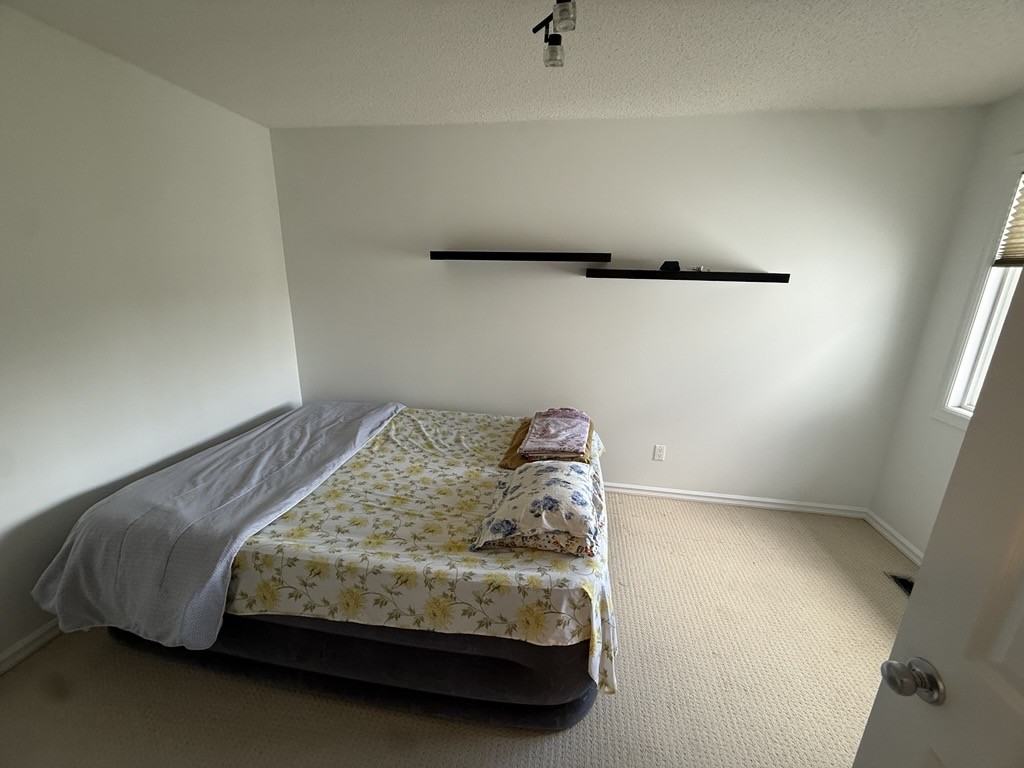 1433 Hodgson Way Nw - Photo 5 of 32