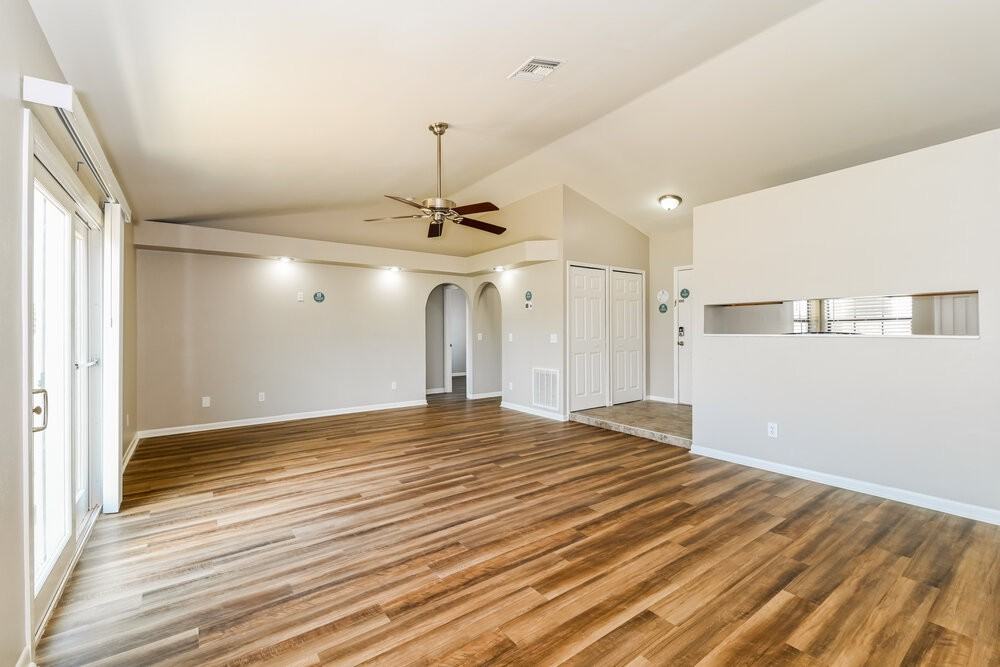 147 Sw 29th St - Photo 5 of 16