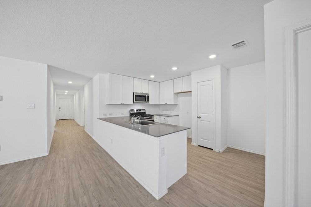 12903 Sage Pond - Photo 5 of 44