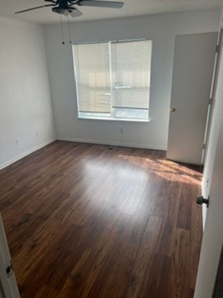 2804 Leroy Cir - Photo 6 of 9