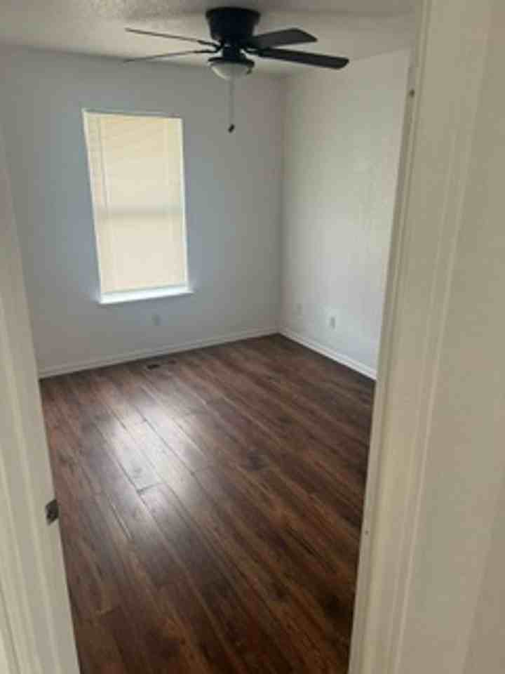 2804 Leroy Cir - Photo 7 of 9