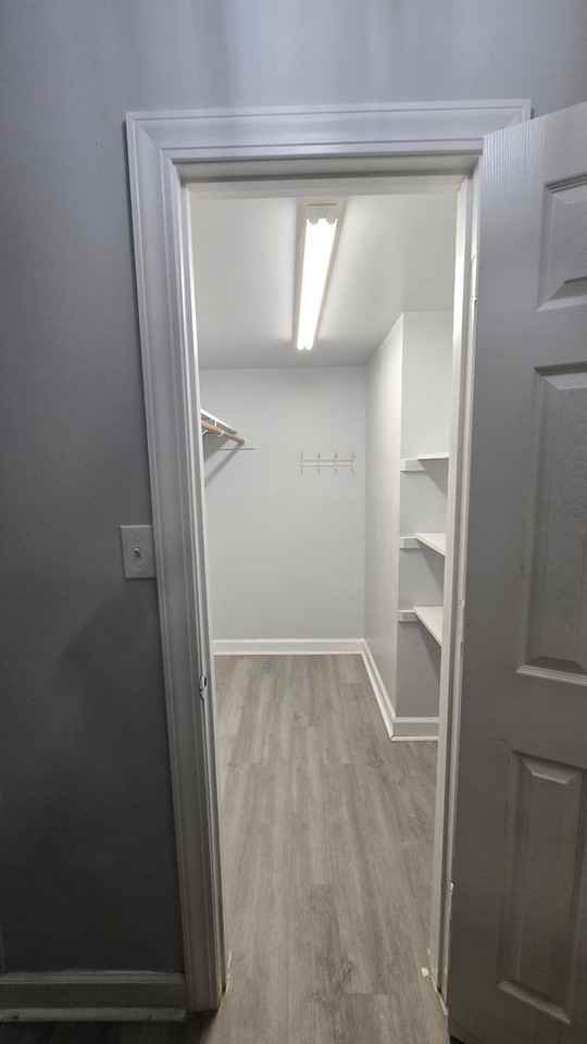 1609 S Taylor St - Photo 6 of 33