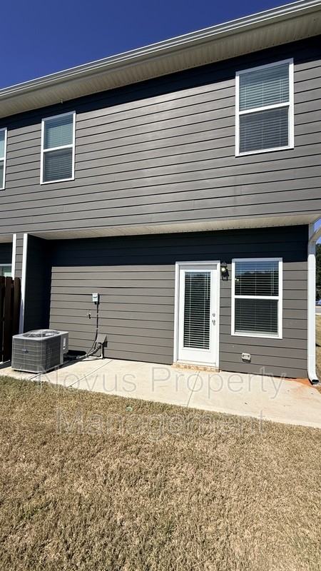 241 Ivey Ter - Photo 3 of 25