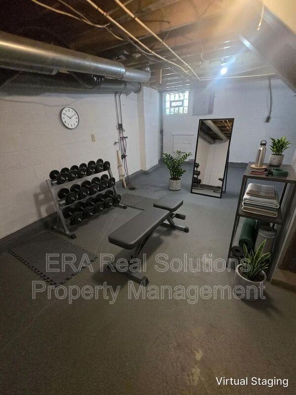 52 N Ogden Ave - Photo 6 of 31