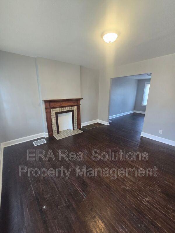 428 Columbian Ave - Photo 4 of 24