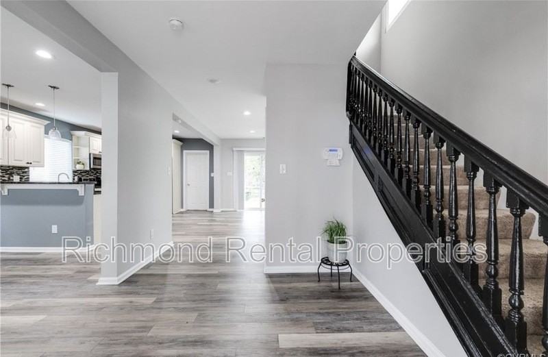 3117 2nd Ave - Photo 2 of 31
