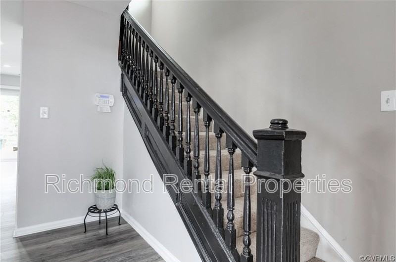 3117 2nd Ave - Photo 3 of 31