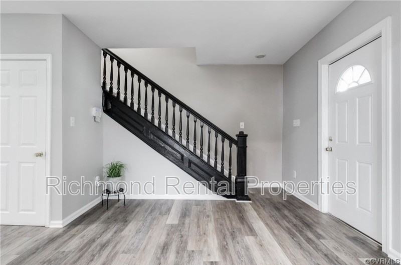 3117 2nd Ave - Photo 4 of 31