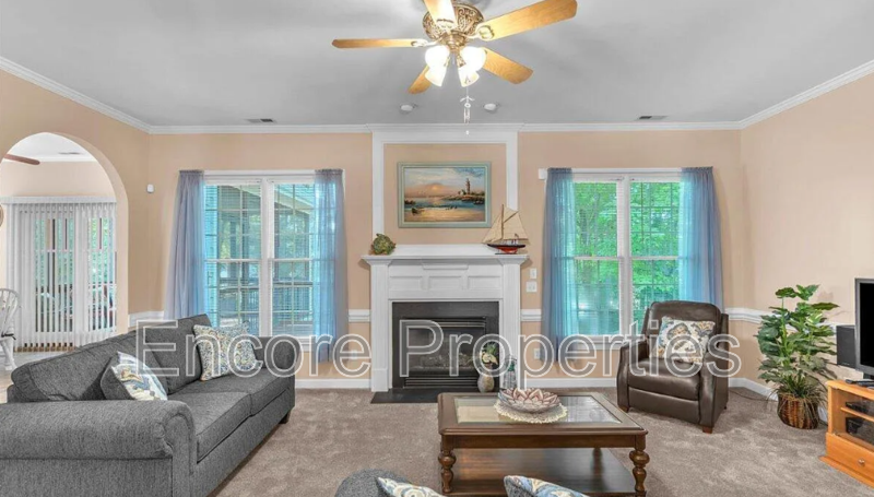 232 Dutch Hill Rd - Photo 4 of 20