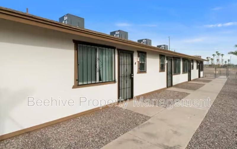 1905 E Monroe St #2