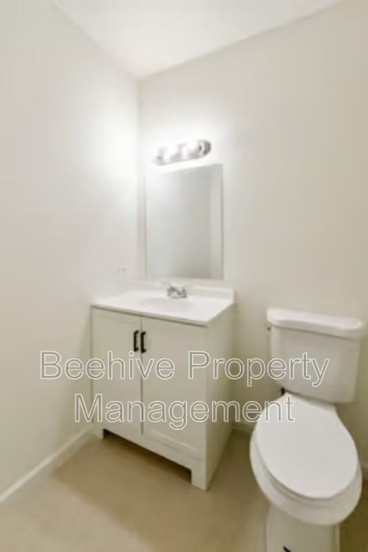 1905 E Monroe St #2 - Photo 6 of 12