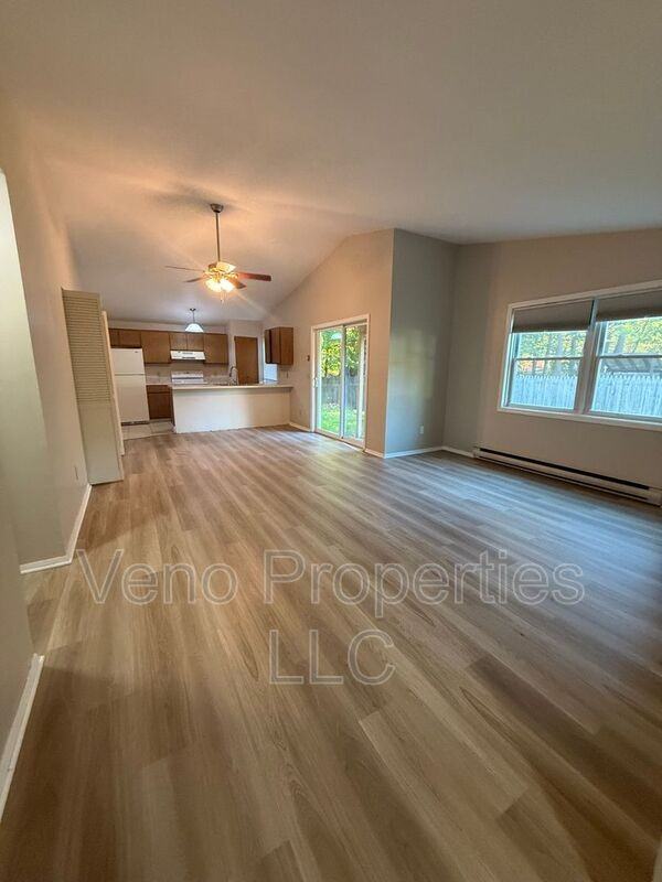 50 Wake Robin Rd - Photo 5 of 10