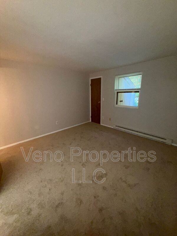 50 Wake Robin Rd - Photo 7 of 10