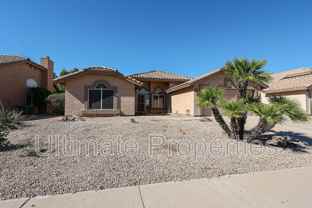8738 W Rockwood Dr - Photo 1 of 1