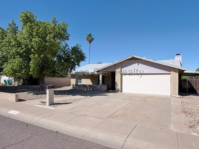 3236 E Windrose Dr - Photo 3 of 25