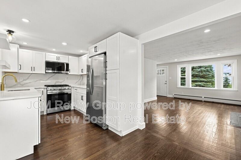 7 Franklin St #1stFL - Photo 3 of 33
