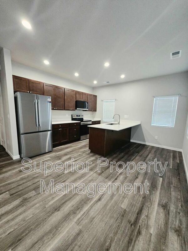 1355 Howling Moon Way #B - Photo 2 of 8