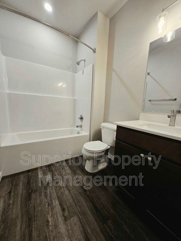 1355 Howling Moon Way #B - Photo 4 of 8