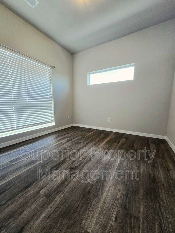 1355 Howling Moon Way #B - Photo 6 of 8