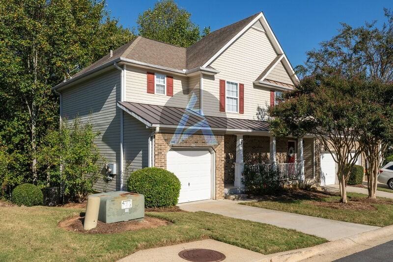 437 Red Coat Ln - Photo 2 of 22