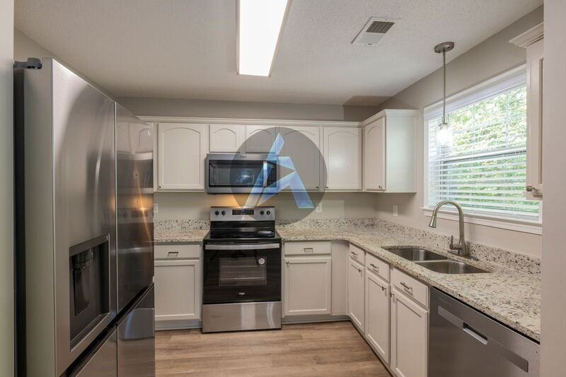 437 Red Coat Ln - Photo 4 of 22