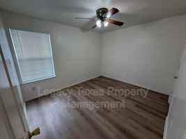 featured image of 701 Miracle Ln #B