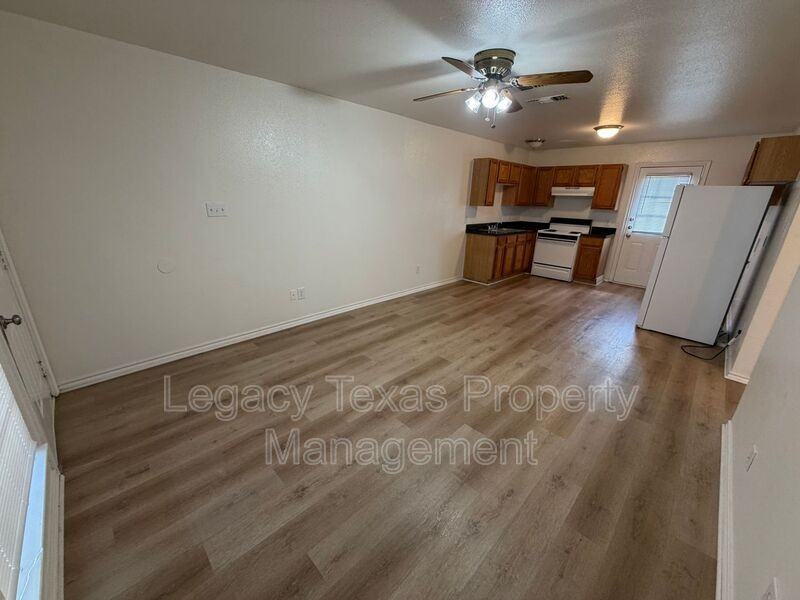 701 Miracle Ln #B - Photo 2 of 12