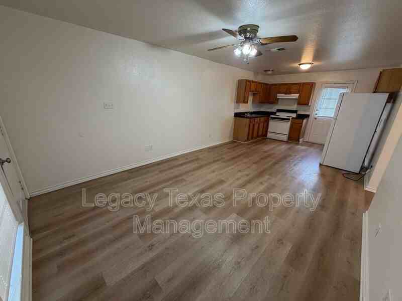 701 Miracle Ln #B - Photo 7 of 12