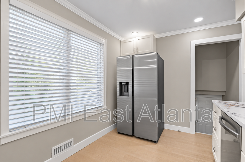 3025 Mckenzie Rd - Photo 2 of 8