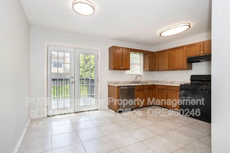 2739 Sanibel Ln Se - Photo 3 of 21