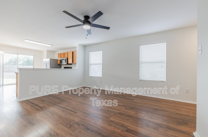 306 Quail Hollow Dr - Photo 4 of 24