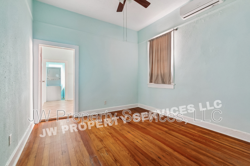 2310 Barracks St - Photo 7 of 14