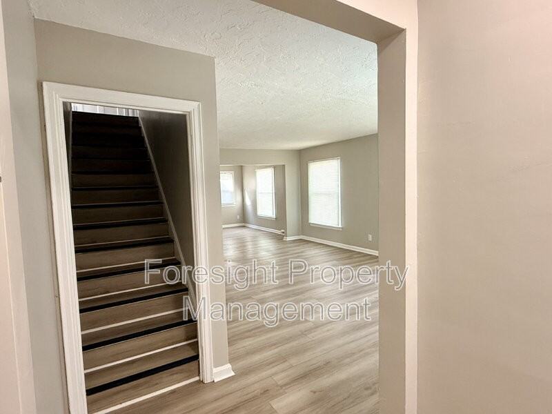 854 E 250th St - Photo 2 of 24