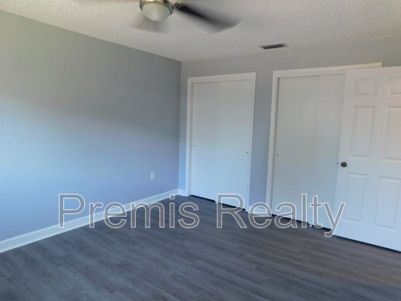 1846 E Orangeside Rd - Photo 7 of 10