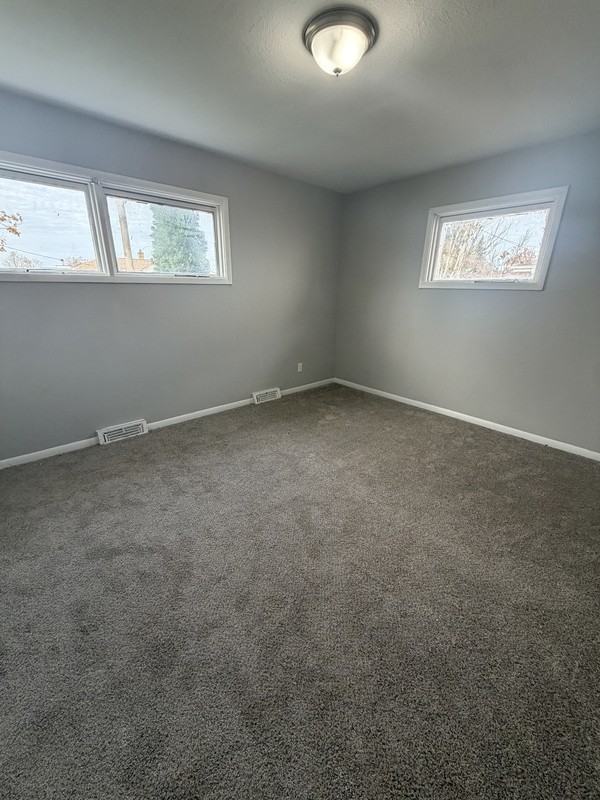 18612 Restor Ave - Photo 3 of 7