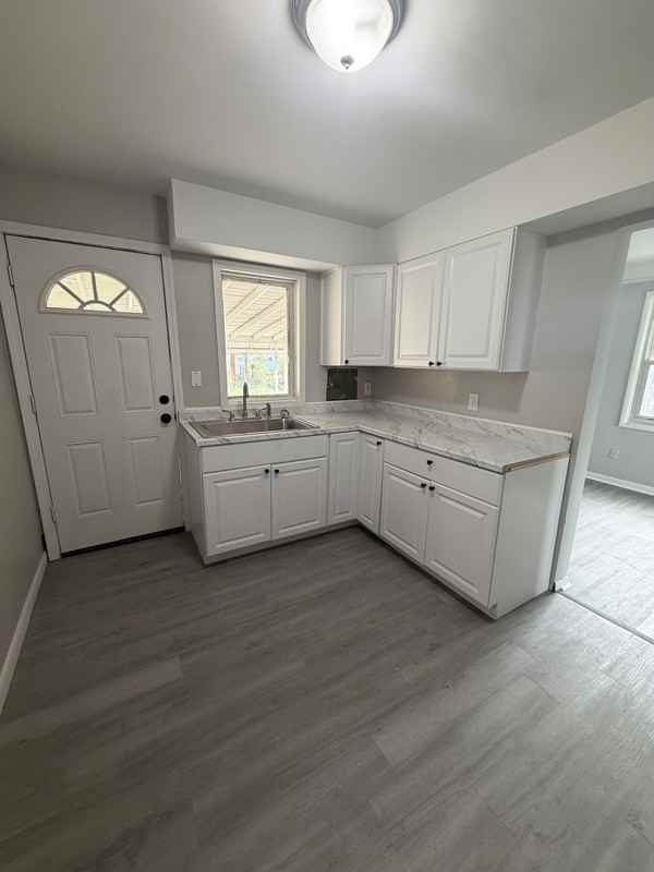 18612 Restor Ave - Photo 6 of 7