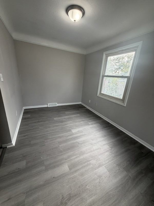 18612 Restor Ave - Photo 7 of 7