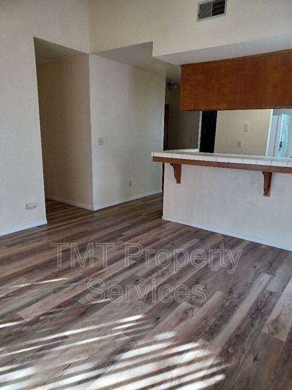 88 Mariposa Dr - Photo 2 of 21