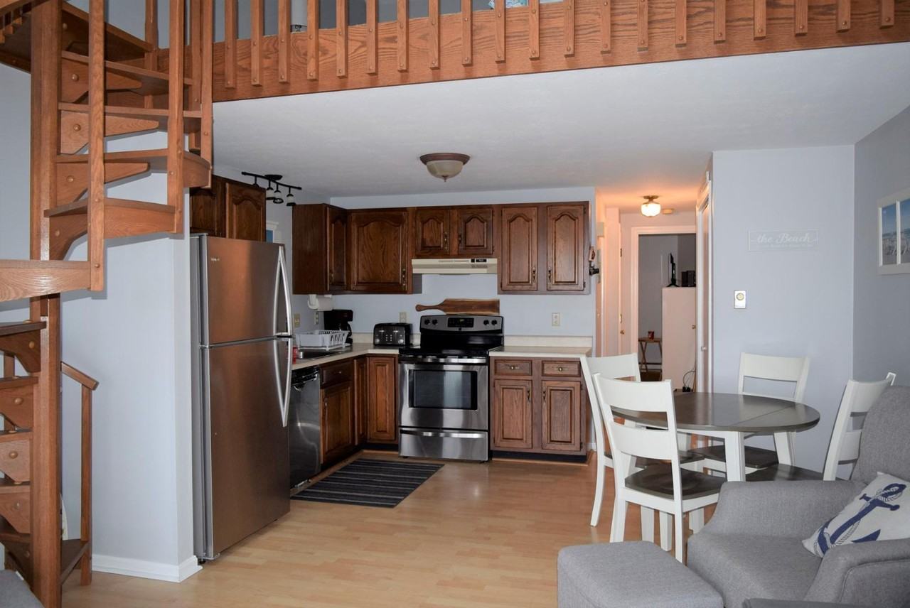 1 Bay Ave #26 - Photo 6 of 16