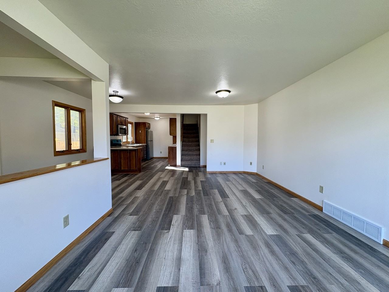 715 8th St Nw #715 - Photo 2 of 14
