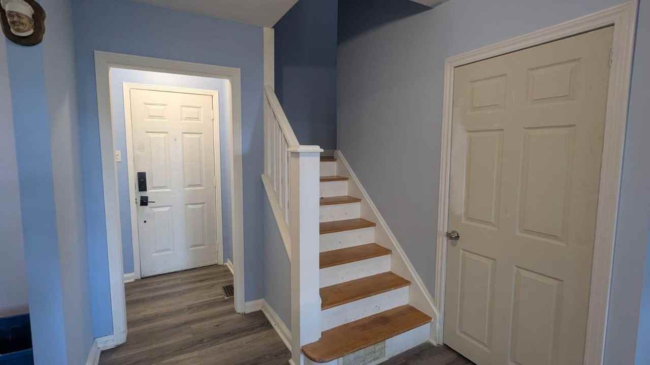 928 Randolph Ave - Photo 3 of 14