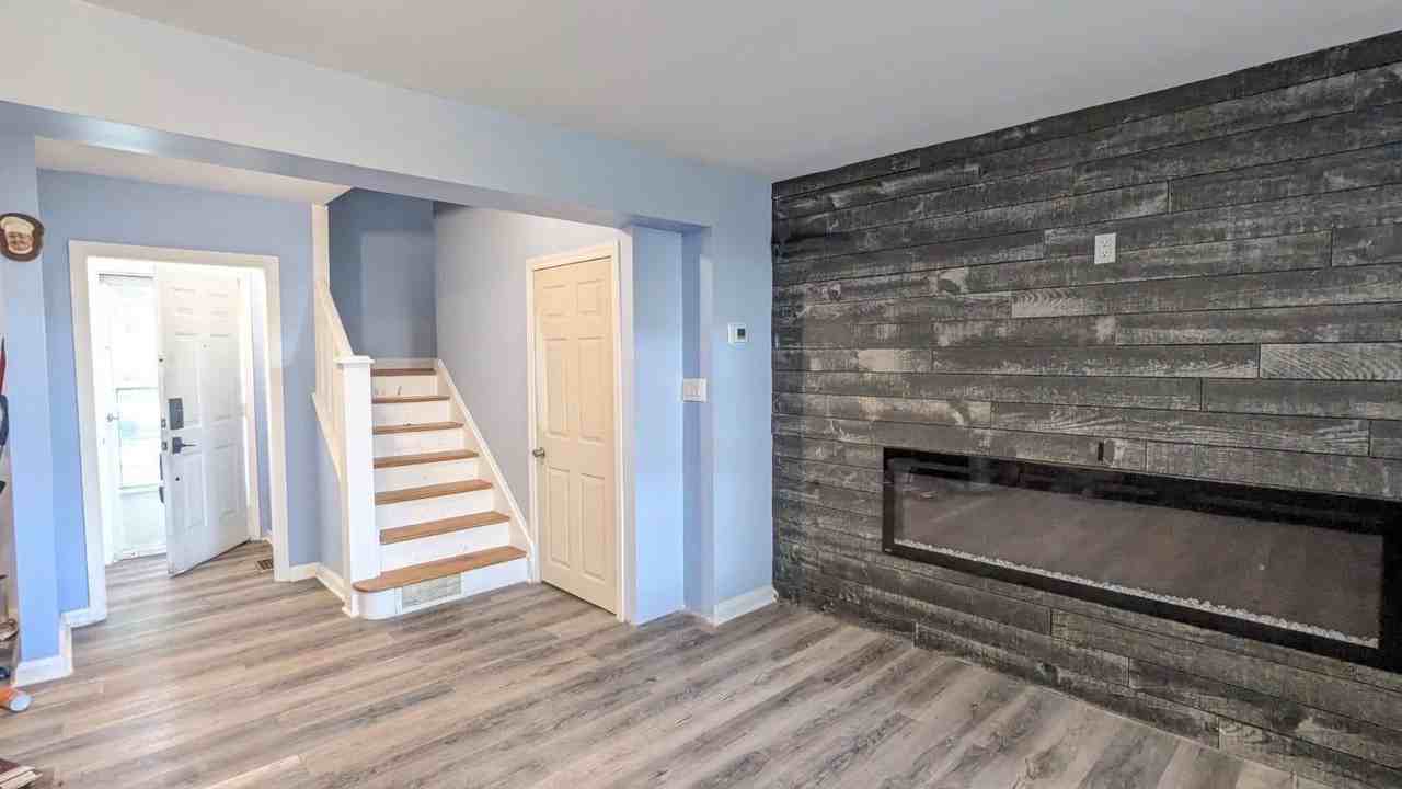 928 Randolph Ave - Photo 6 of 14