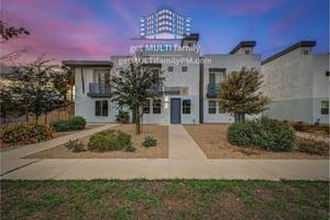 featured image of 2814 N 19th Ave #1