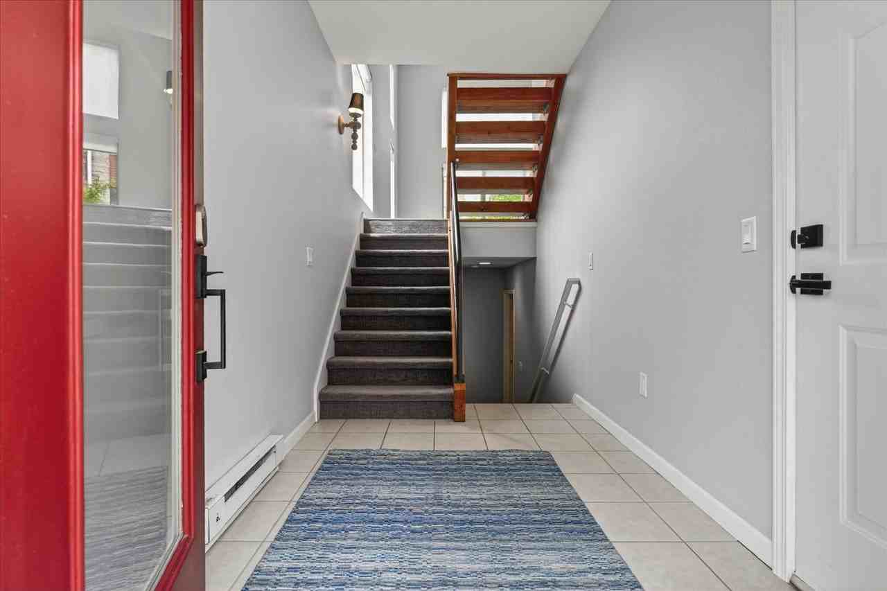 145 S Saint Clair St #23 - Photo 5 of 50