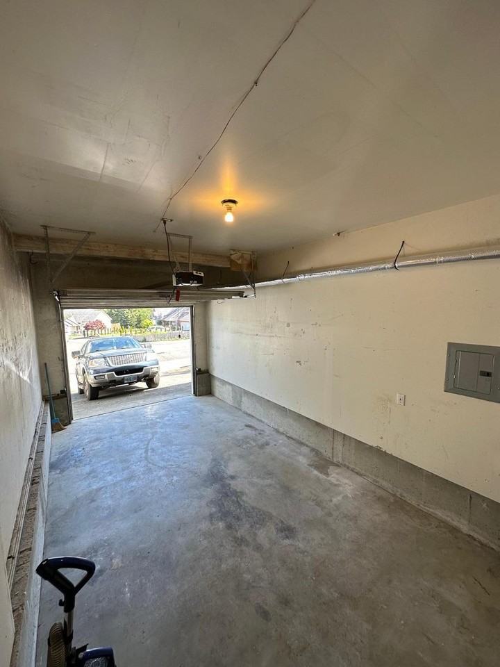 1829 Spruce Dr - Photo 7 of 14