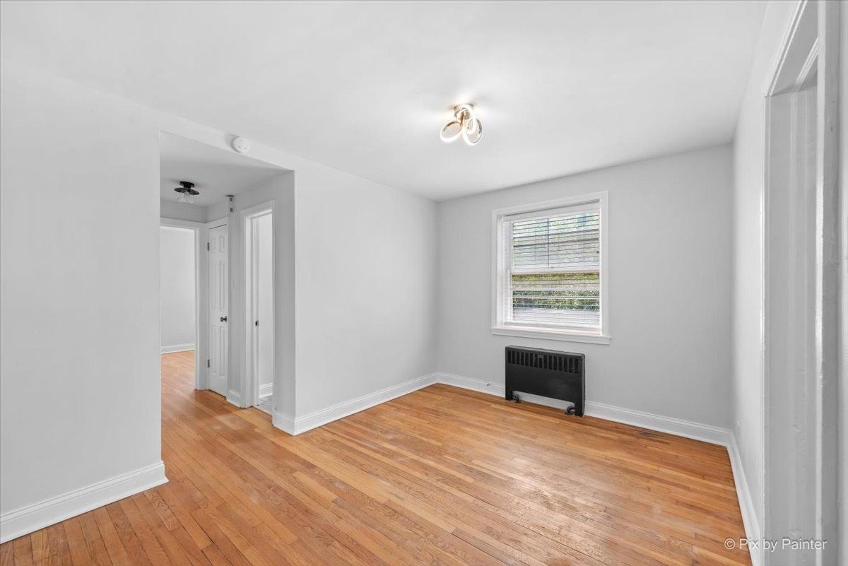 2719 W Berwyn Ave #3 - Photo 5 of 15