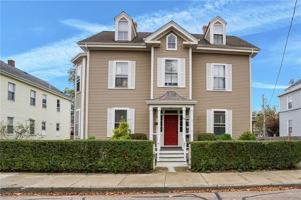 featured image of 30 Gould St ##3