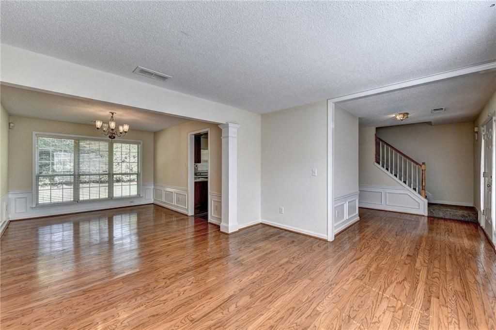4931 Bankside Way - Photo 5 of 27